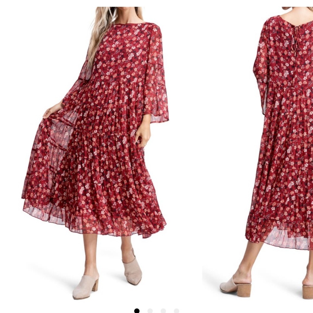 Like new En Saison from Nordstrom  floral tiered midi dress